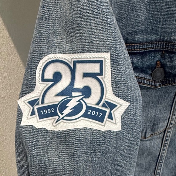 NWOT BROdemin Custom Tampa Bay Lightning Denim Jacket (Size M) - Picture 8 of 10